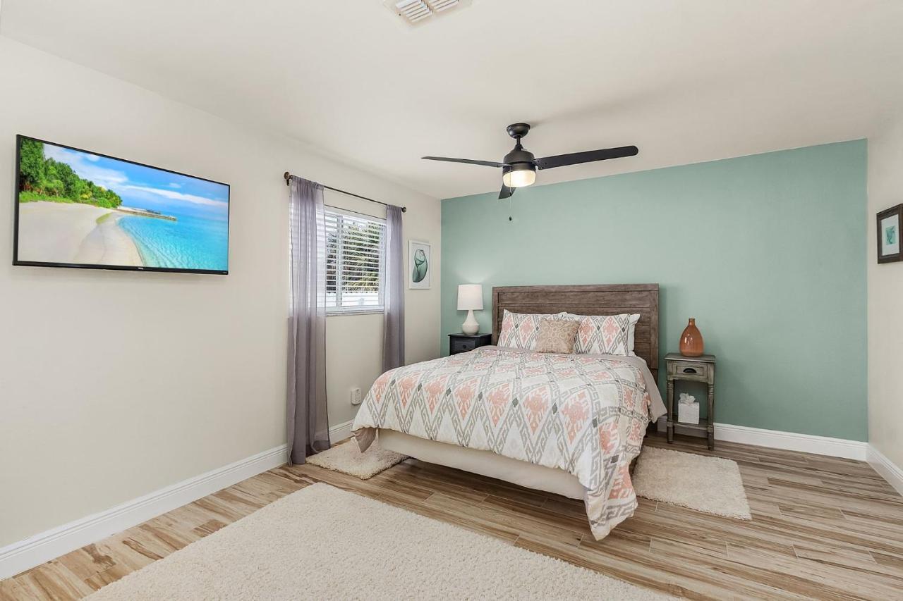 Villa Three Sisters - Roelens Vacations Cape Coral Kültér fotó