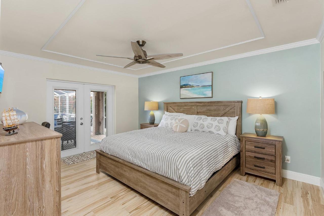 Villa Three Sisters - Roelens Vacations Cape Coral Kültér fotó